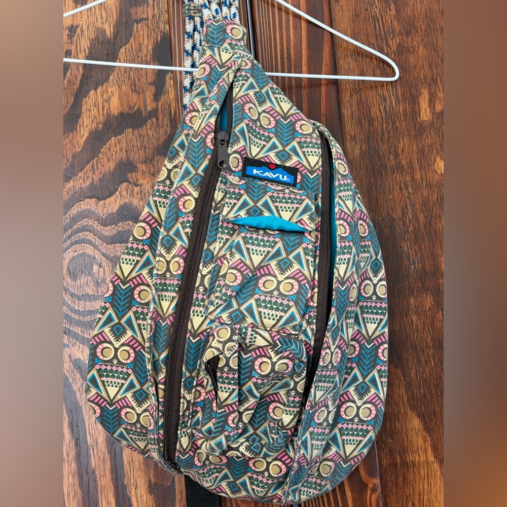 Kavu rope sling bag